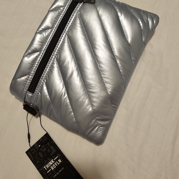 Think Royln Quilted Crossbody Bag – Pearl Ice Blue – NWT - Picture 15 of 16